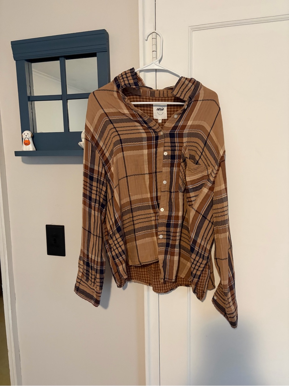 Women’s  Plaid Button-Up Shirt in Brown
